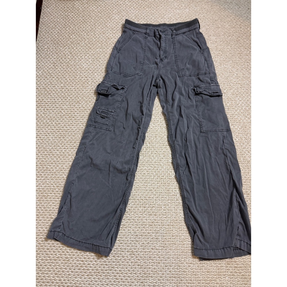 American Eagle utility Gray Stretch Wide Leg Cargo Pants Women's Size 4 Short